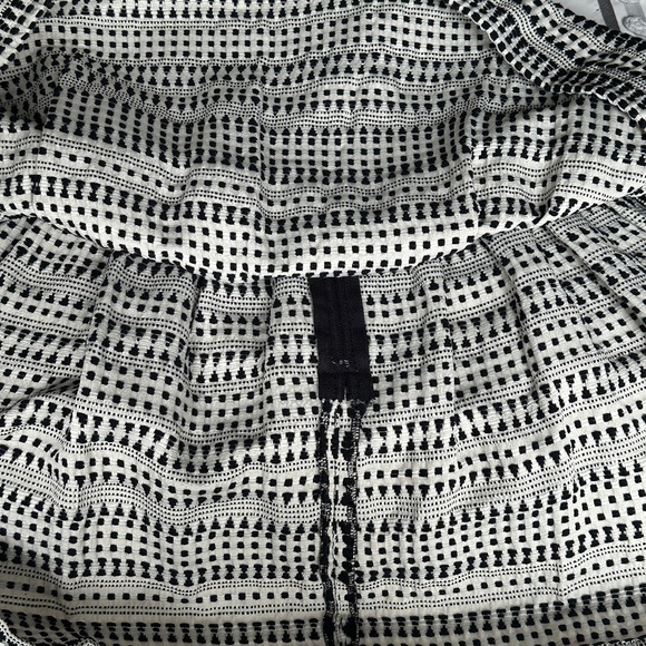 TOPSHOP Women's Mini Dress Cream Black Striped Patterned Size 6 - Picture 8 of 8